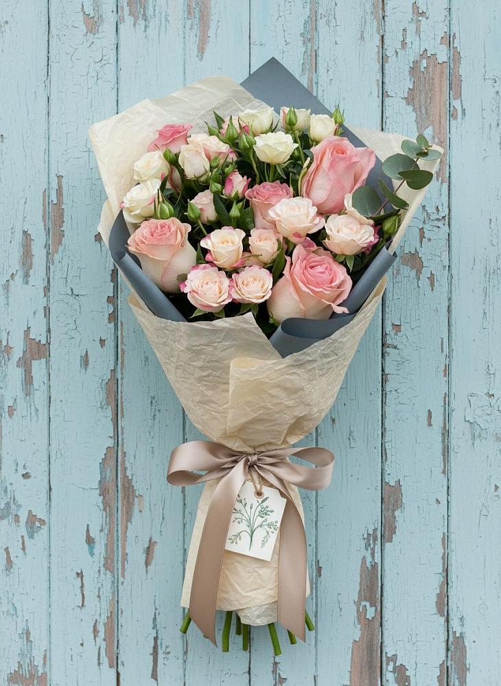 Букет цветов из: Розы в Пачелме