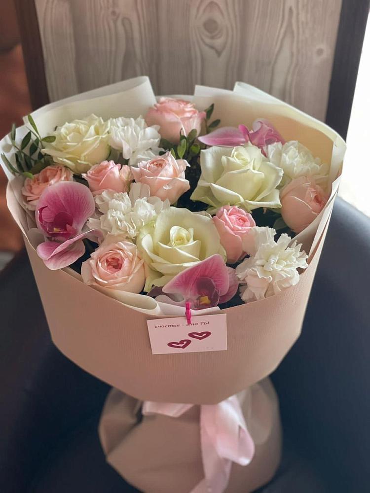 Букет цветов из: Орхидеи, Розы и Гвоздики в Пачелме