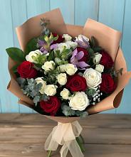 Букет цветов из:  Розы и Альстромерии в Пачелме