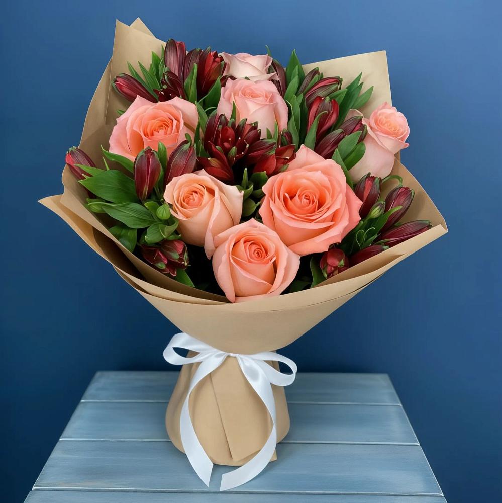 Букет цветов из: Розы и Альстромерии в Пачелме