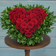 Цветочная композиция из Розы в виде сердца в Пачелме