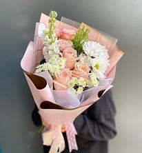 Букет цветов из:  Хризантемы и Розы в Пачелме