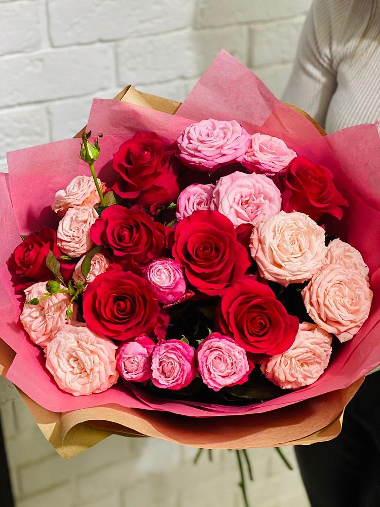 Букет цветов из: Розы в Пачелме