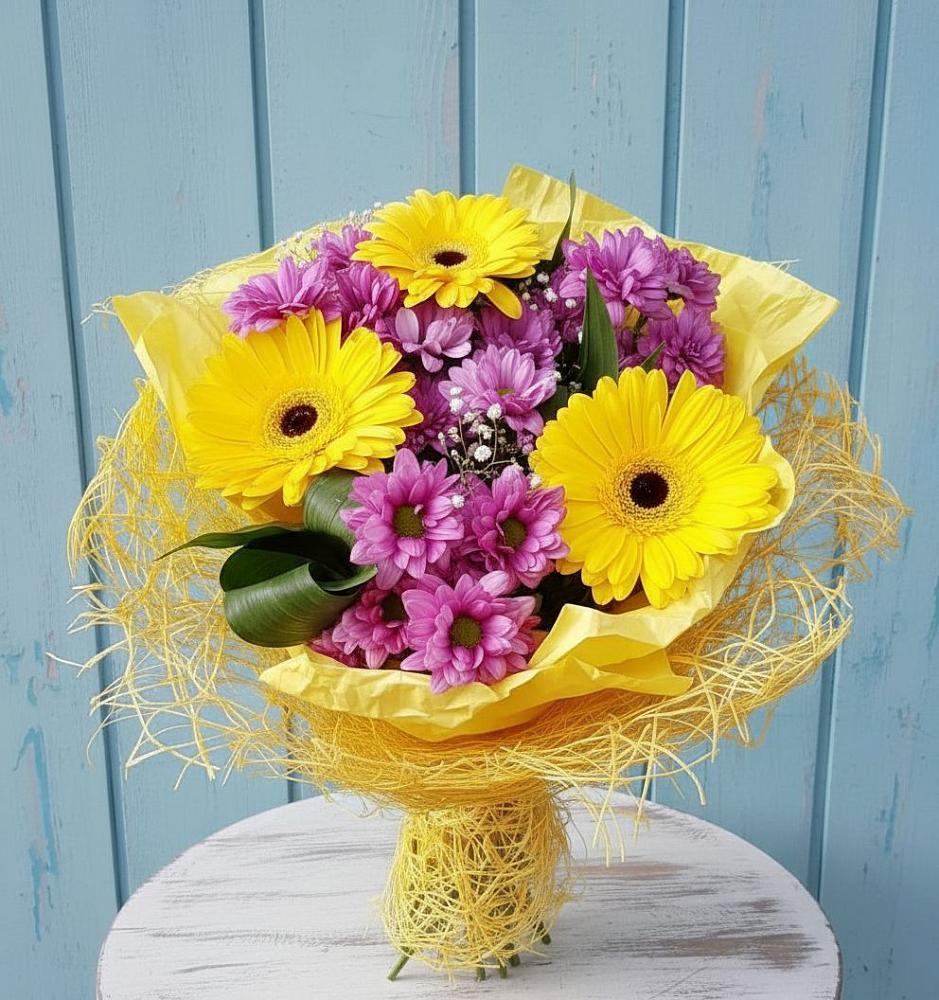 Букет цветов из: Хризантемы и Герберы в Пачелме